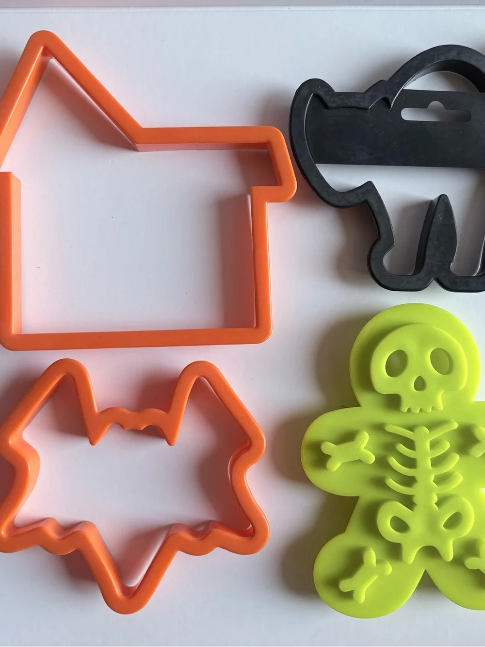 Spooky Season Ready: Halloween Cookie Cutter Bundle!